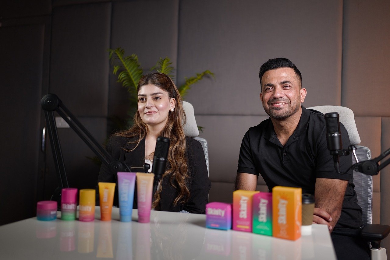 微信老号买卖：旅游大巴购买平台