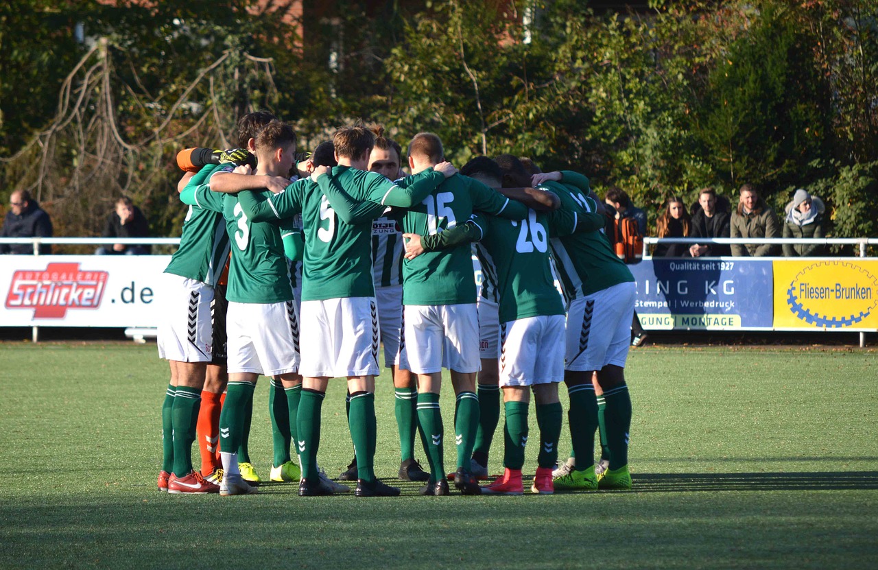 魔方云实名账号：玉米视频详情下载教程app