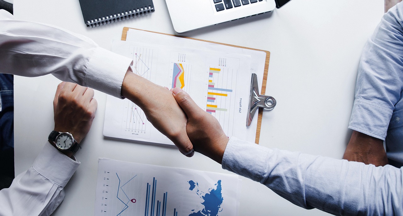 七牛云实名账号:lol韩服不能注册账号